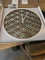 Moderne klok - Nextime nieuwprijs €125, Huis en Inrichting, Woonaccessoires | Klokken, Ophalen of Verzenden, Nieuw, Analoog, Wandklok