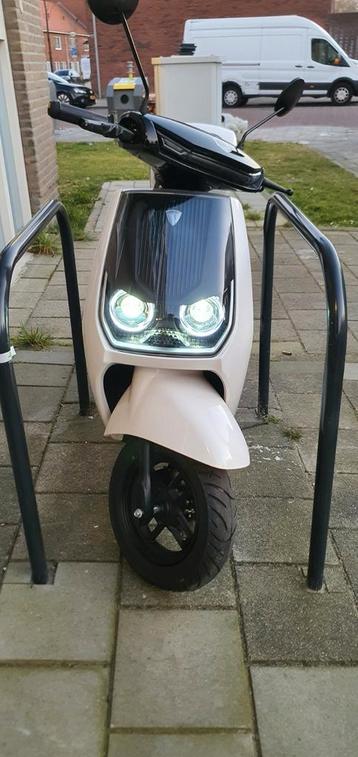 EDRIVE MILANO 0KM NIEUW beschikbaar voor biedingen