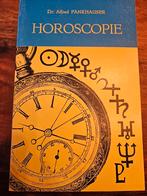 Horoscopie - Astrologie Handboek, Gelezen, Achtergrond en Informatie, Astrologie, Ophalen of Verzenden