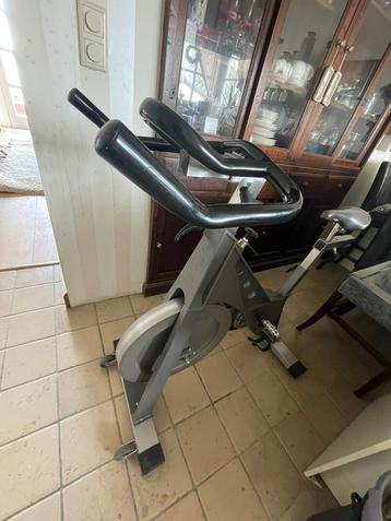 hometrainer fiets beschikbaar voor biedingen