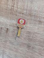 Oude Krugo Verf Haarlem Pin, Verzamelen, Speldjes, Pins en Buttons, Ophalen of Verzenden, Gebruikt, Merk, Speldje of Pin