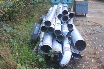 Partijen spirobuizen in verschillende lengtes en diameters.  beschikbaar voor biedingen