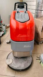 Hako B45 CL zuigschrob machine. 428 uur. Werkt perfect!, Ophalen, Zo goed als nieuw
