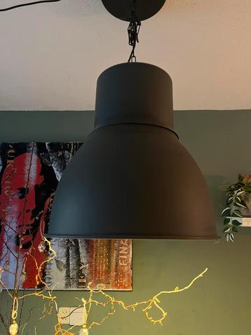 Grote hanglamp Hektar beschikbaar voor biedingen