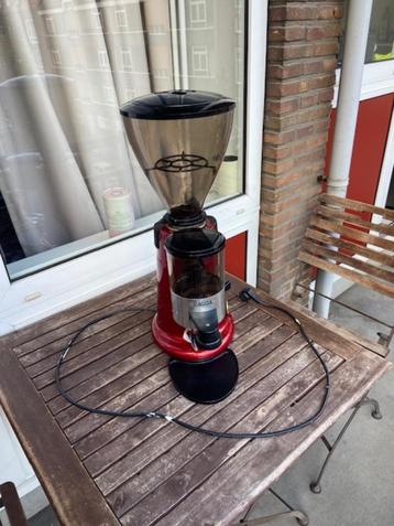 Gaggia MD64 Rood koffiemolen beschikbaar voor biedingen