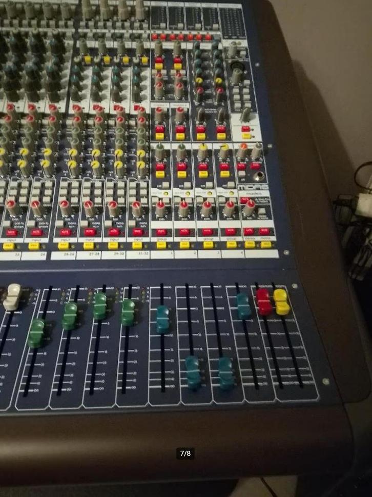 Midas Venice F32 mixing desk, Muziek en Instrumenten, Mengpanelen, Gebruikt, 20 kanalen of meer, Ophalen