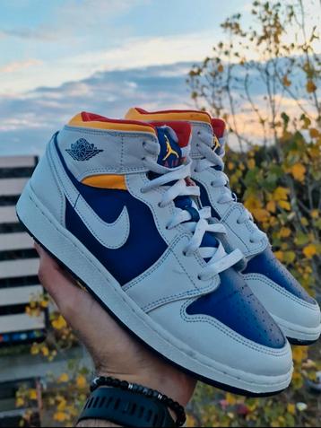Air Jordan 1 Mid Royal Blue Orange EU38.5 beschikbaar voor biedingen