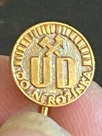 Dolni Rozinka. Speldje oude mijnwerkers stad in Tsjechië., Verzamelen, Speldjes, Pins en Buttons, Ophalen of Verzenden, Zo goed als nieuw