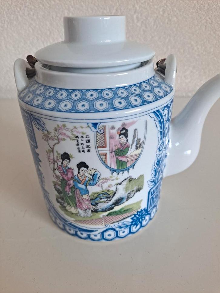 Antieke Chinese Theepot met Blauwe Decoratie, Antiek en Kunst, Antiek | Porselein, Ophalen of Verzenden