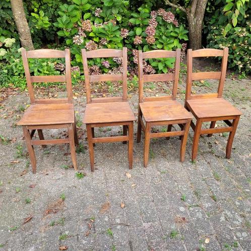 4 Brocante franse houten stoelen eettafelstoelen, Antiek en Kunst, Antiek | Meubels | Stoelen en Banken, Ophalen