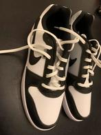 Nike schoenen maat 44 nieuw!, Kleding | Heren, Ophalen of Verzenden, Zo goed als nieuw