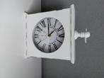 Accessoires Houten witte klok, Ophalen of Verzenden, Zo goed als nieuw, Analoog, Staande klok