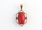 Antieke of vintage gouden hanger met bloedkoraal, Sieraden, Tassen en Uiterlijk, Antieke sieraden, Ophalen of Verzenden, Goud