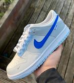 Nike Dunk Low Ivory Hyper Royal GS 37,5/38/39, Nieuw, Ophalen of Verzenden