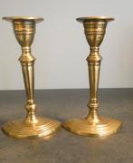 Leuk vormgegeven setje messing kleurige kandelaars [1929], Ophalen, Gebruikt, Overige materialen, Minder dan 25 cm