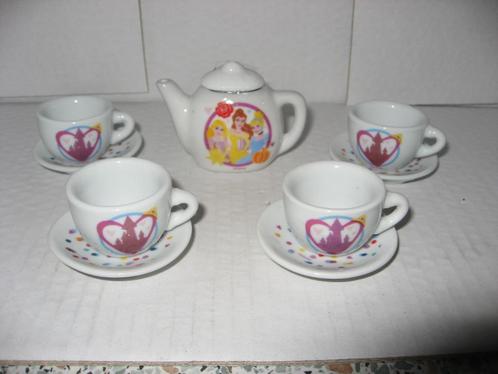 Mini poppenhuis servies prinsessen9, Verzamelen, Poppenhuizen en Toebehoren, Poppenhuis, Ophalen of Verzenden