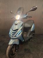 PIAGGIO ZIP 4T 2V BROM 2017 FULL OPTION BLUE GREY PARELMOER, Maximaal 45 km/u, Zip, Ophalen of Verzenden, Zo goed als nieuw