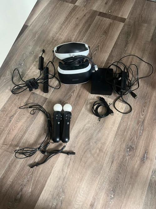 Playstation vr voor de ps4/ps5 met 2 motion controllers, Spelcomputers en Games, Virtual Reality, Gebruikt, Sony PlayStation, VR-bril