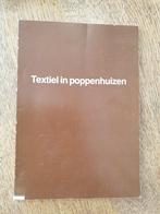 Boekje textiel in poppenhuizen 1984, Ophalen of Verzenden, Zo goed als nieuw
