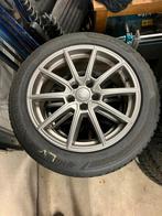 Hankook I*Cept RS3 met bijna nieuwe velgen erg netjes., Ophalen, 17 inch, Winterbanden, Band(en)
