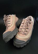 Nike sneakers Lahar Low Beige Cream Grain, Beige, Ophalen of Verzenden, Sneakers of Gympen, Zo goed als nieuw