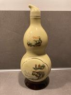 Chinees fles/vaasje zgan, Geel, Aardewerk of Porselein, Ophalen of Verzenden, Zo goed als nieuw