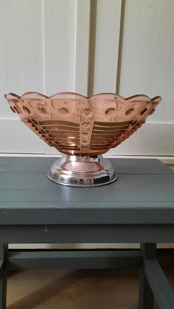 Art Deco schaal beschikbaar voor biedingen