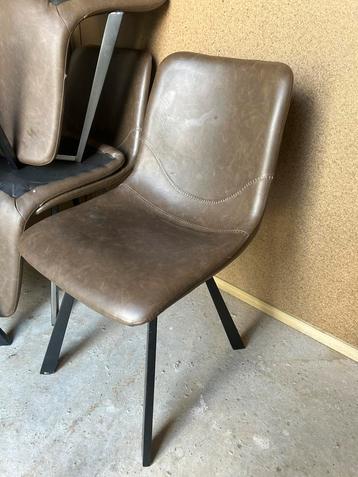 Eetkamerstoelen bruin 6 stuks beschikbaar voor biedingen