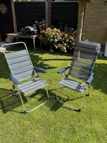 Opvouwbare campingstoelen beschikbaar voor biedingen