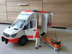 Bruder ambulance wagen speelgoed 2 poppen met licht geluid, Ophalen of Verzenden, Jongen of Meisje