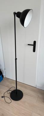 Verstelbare vloerlamp ikea, Huis en Inrichting, Ophalen, Zo goed als nieuw, 150 tot 200 cm