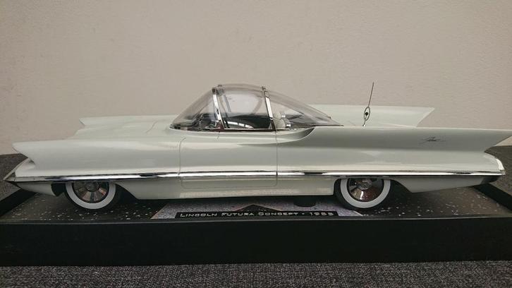 Lincoln Futura  1955, Hobby en Vrije tijd, Modelauto's | 1:18, Nieuw, MiniChamps, Ophalen of Verzenden
