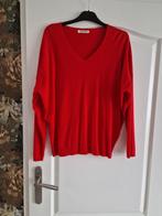 Mooi rood v hals shirt, Ophalen of Verzenden, Zo goed als nieuw, Rood, Shirt of Top