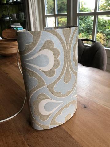 Wandlamp beschikbaar voor biedingen