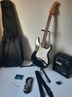 Stratocaster gitaar met Laney versterker en alle toebehoren, Muziek en Instrumenten, Met versterker, Zo goed als nieuw, Solid body