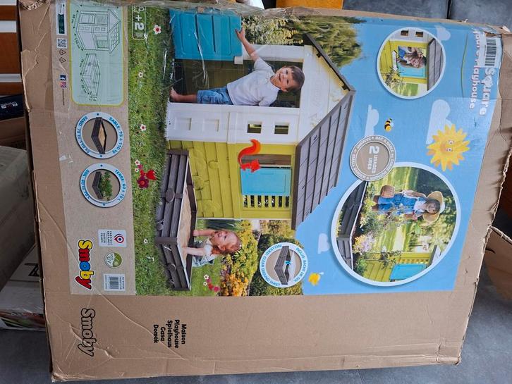 Smoby Square Speelhuis met Zandbak/Moestuinbak, Kinderen en Baby's, Speelgoed | Buiten | Speelhuisjes, Nieuw, Kunststof, Ophalen