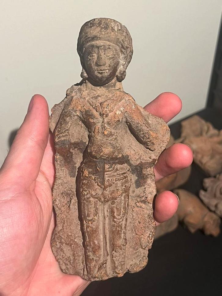 Collectie Majapahit terracotta figuren ( 14 stuks), Antiek en Kunst, Antiek | Keramiek en Aardewerk, Ophalen of Verzenden