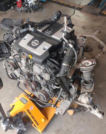 nissan 370z VQ37(vhr) motorblok versnellings bak compleet. beschikbaar voor biedingen