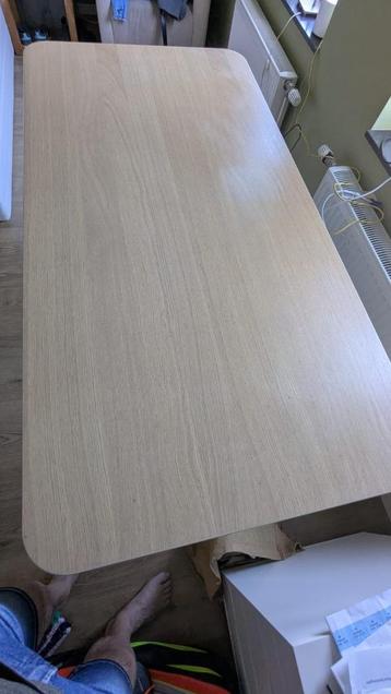 Bureau z.g.a.n ikea bekant 