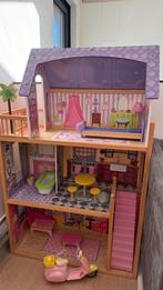 Mooi poppenhuis met poppen en meer, Ophalen, Zo goed als nieuw, Poppenhuis