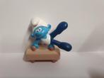 Turnende Potige smurf op bok Mc Donalds Happy Meal 5,5cm, Verzamelen, Smurfen, Ophalen