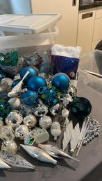 Hele set kerst spullen | ballen | kerststalletje, Ophalen, Gebruikt