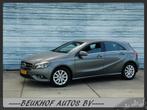 Mercedes-Benz A-klasse 180 Airco Navigatie Half leer Velgen, Voorwielaandrijving, 65 €/maand, Gebruikt, Leder en Stof