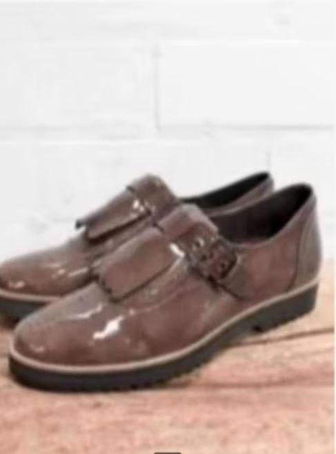 Footnotes - Mooie leren brogues maat 36,5H - Nieuw €170, Kleding | Dames, Schoenen, Nieuw, Schoenen met lage hakken, Bruin, Ophalen of Verzenden