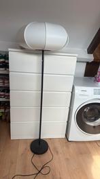 Mooie lamp van Ikea, Huis en Inrichting, Lampen | Vloerlampen, Ophalen, Zo goed als nieuw, Kunststof, 100 tot 150 cm