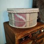 Brocante stoffen hoedendoos met franjes., Ophalen of Verzenden