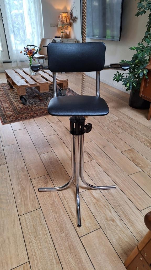 Gispen kinderstoel, kappersstoel, Ophalen, Gebruikt, In hoogte verstelbaar, 90 cm of meer