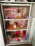 Vintage jaren 80 barbiehuis, Ophalen, Gebruikt, Toebehoren