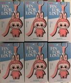 LABUBU pin for Love N tot Z pop mart, Verzamelen, Poppen, Ophalen of Verzenden