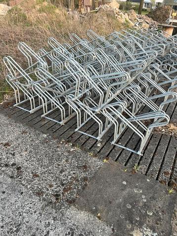 Fietsrekken beschikbaar voor biedingen